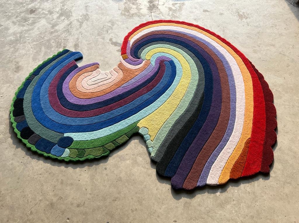 The Wave Rainbow Carpet