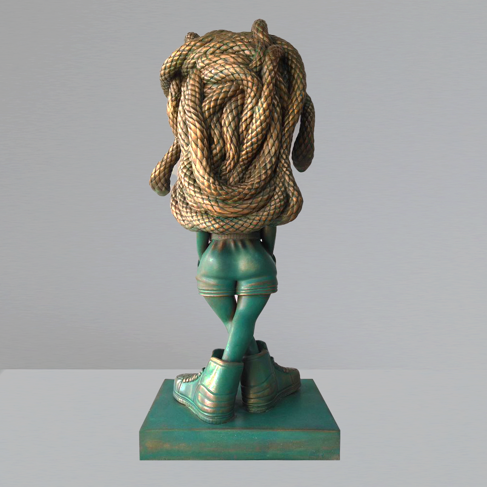 Moomis (Medusa x Mona Lisa) Sculpture