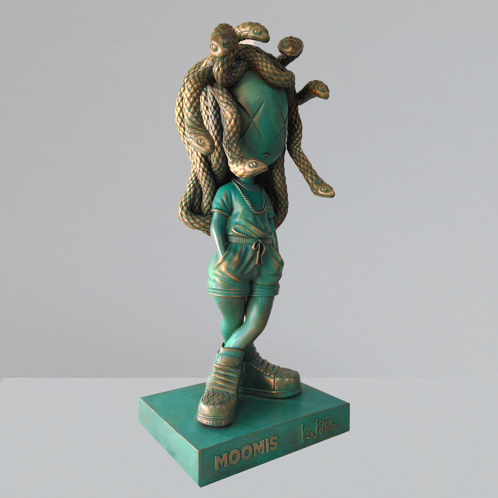 Moomis (Medusa x Mona Lisa) Sculpture